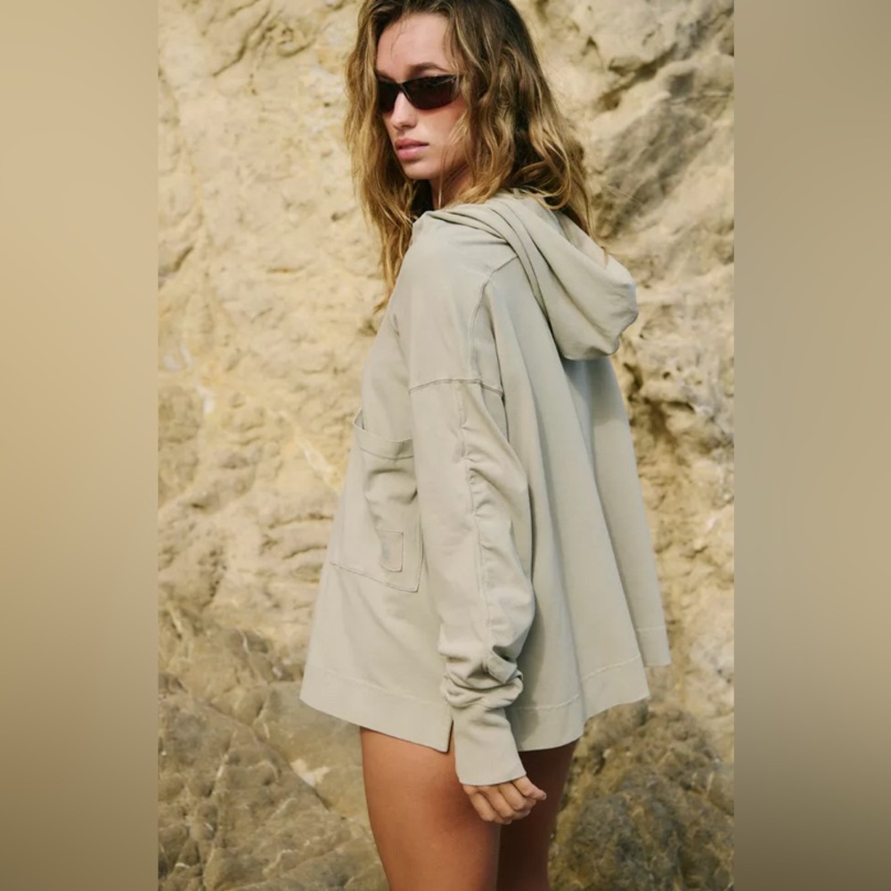 FP MOVEMENT Hot Shot Layer Hoodie Sage Stone NWT - Picture 4 of 10